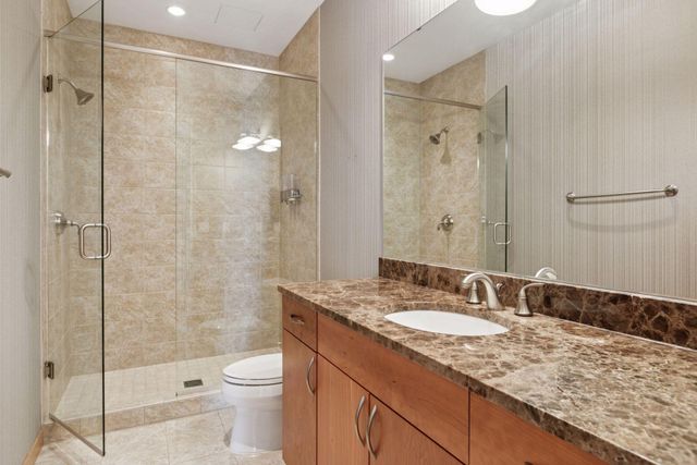 201 S 11th St 1700, Minneapolis, MN 55403