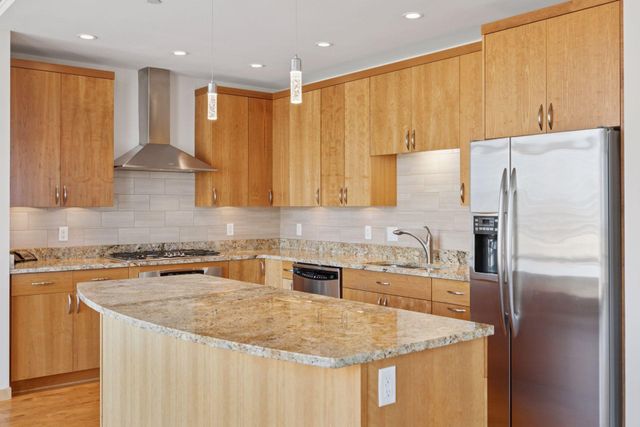 201 S 11th St 1700, Minneapolis, MN 55403