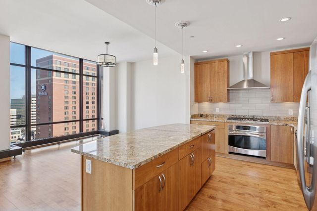 201 S 11th St 1700, Minneapolis, MN 55403