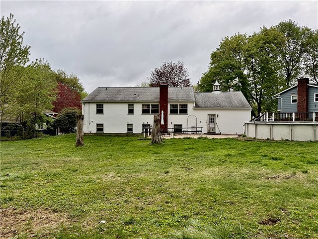 27 Bright Oaks Circle, Chili, NY 14624