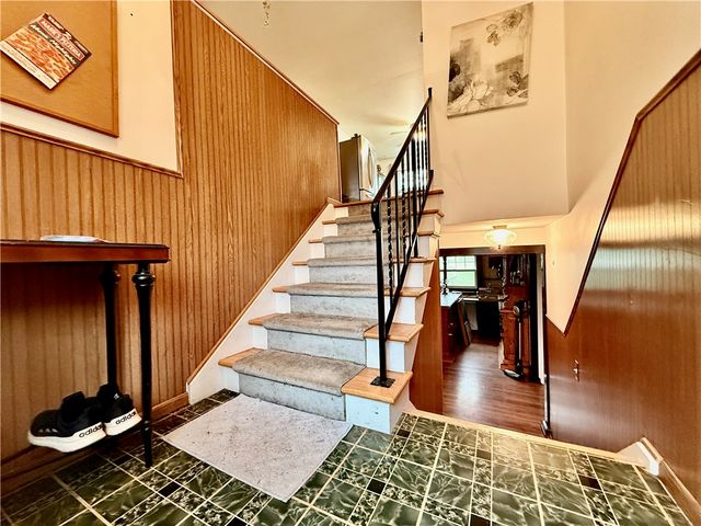 27 Bright Oaks Circle, Chili, NY 14624