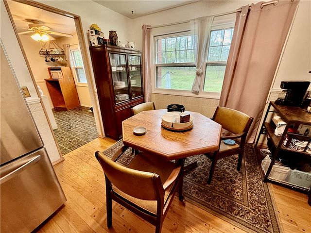 27 Bright Oaks Circle, Chili, NY 14624