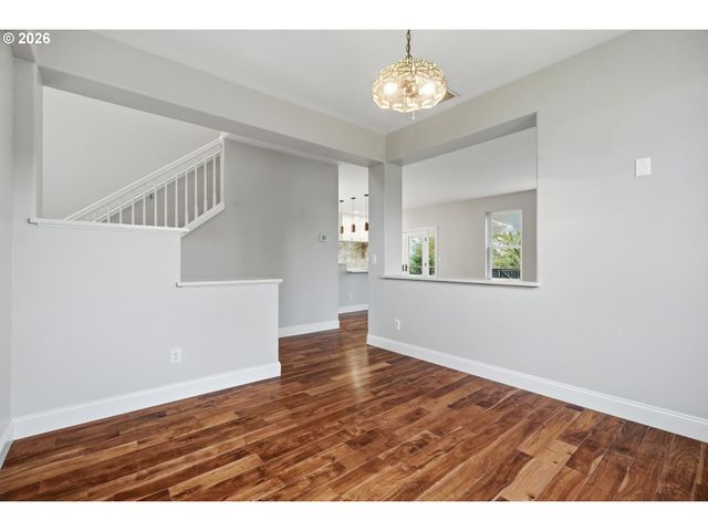 4771 CHATHAM St Se, Salem, OR 97302