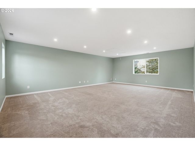 4771 CHATHAM St Se, Salem, OR 97302