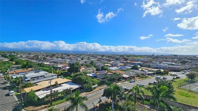 94-302 Paiwa Street 902, Waipahu, HI 96797