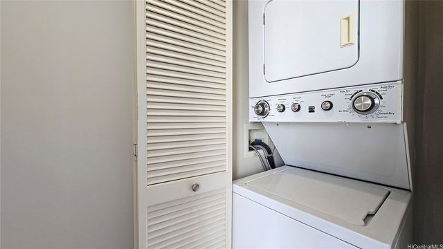 94-302 Paiwa Street 902, Waipahu, HI 96797