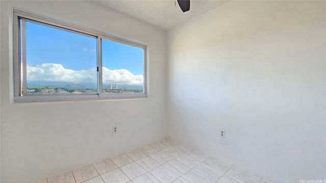 94-302 Paiwa Street 902, Waipahu, HI 96797