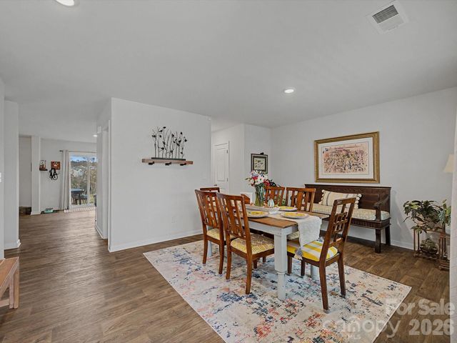 1718 Gaston Mountain Drive, Dallas, NC 28034