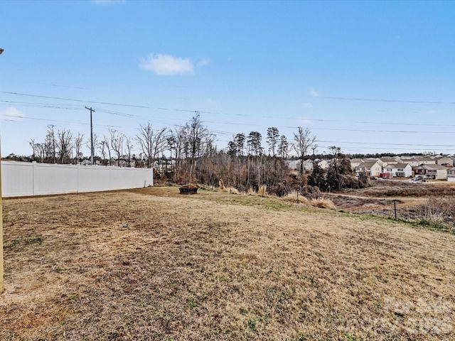 1718 Gaston Mountain Drive, Dallas, NC 28034