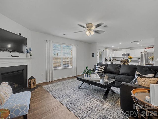 1718 Gaston Mountain Drive, Dallas, NC 28034