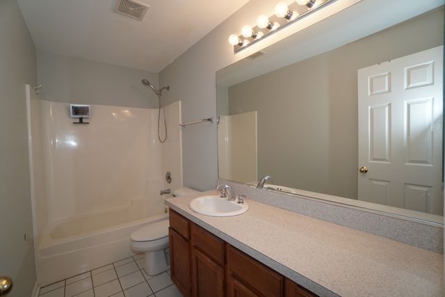 1103 N Crosby Street A, Chicago, IL 60610