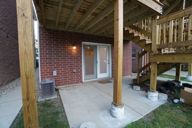 1103 N Crosby Street A, Chicago, IL 60610