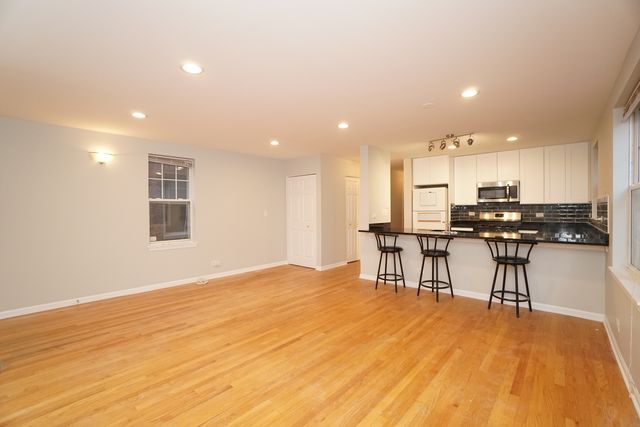 1103 N Crosby Street A, Chicago, IL 60610