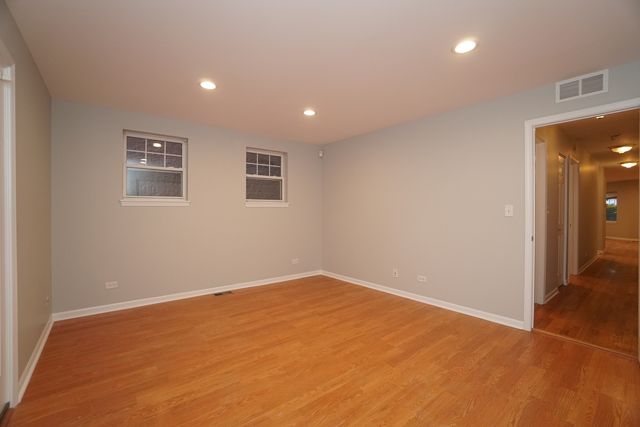 1103 N Crosby Street A, Chicago, IL 60610