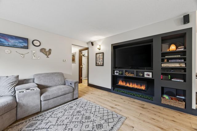 4705 170th Lane NE, Ham Lake, MN 55304
