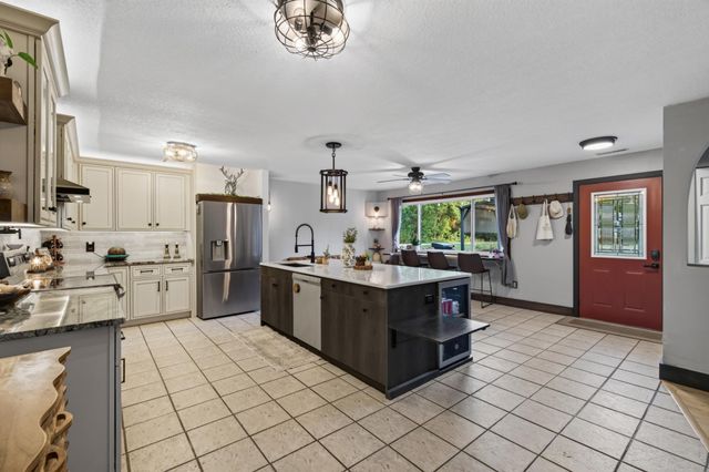 4705 170th Lane NE, Ham Lake, MN 55304