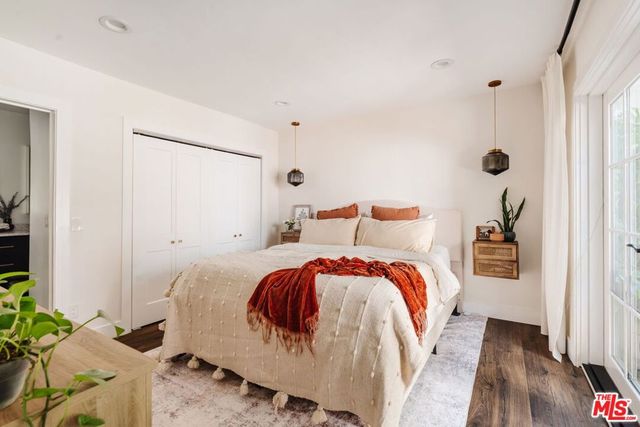 1010 Palm Avenue 106, West Hollywood, CA 90069