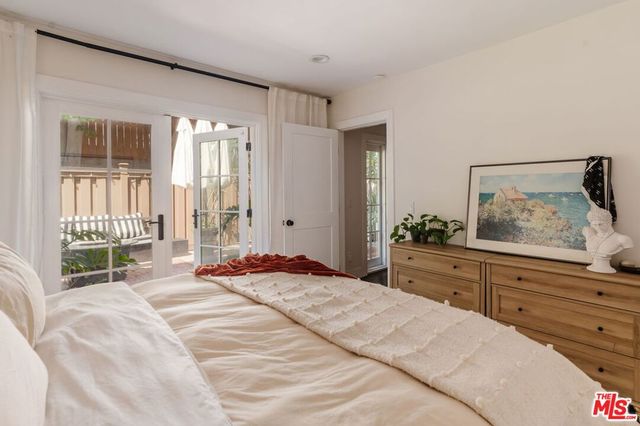 1010 Palm Avenue 106, West Hollywood, CA 90069