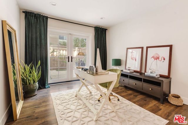 1010 Palm Avenue 106, West Hollywood, CA 90069