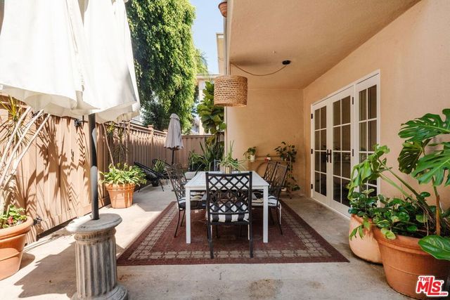 1010 Palm Avenue 106, West Hollywood, CA 90069