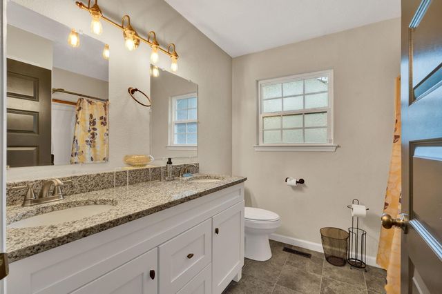 2025 Hawk Street SE, Cleveland, TN 37323