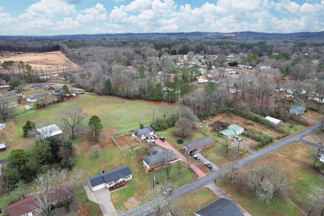 2025 Hawk Street SE, Cleveland, TN 37323