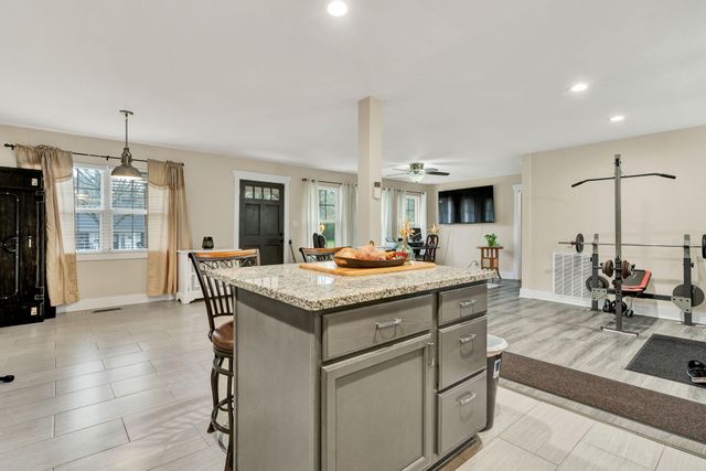 2025 Hawk Street SE, Cleveland, TN 37323