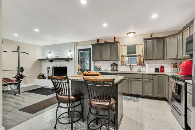 2025 Hawk Street SE, Cleveland, TN 37323