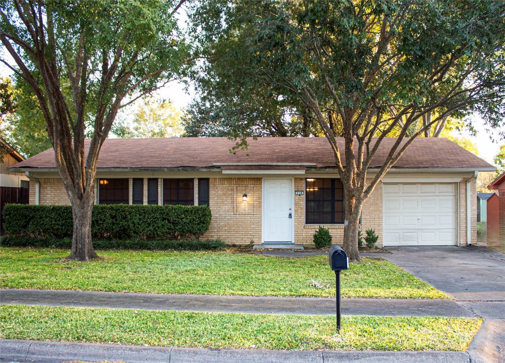 718 E Martin Lane, Sherman, TX 75090