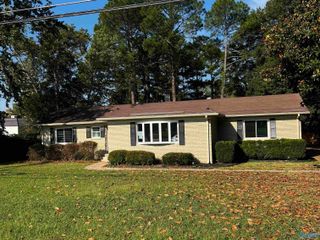 7812 Bailey Cove Road, Huntsville, AL 35802