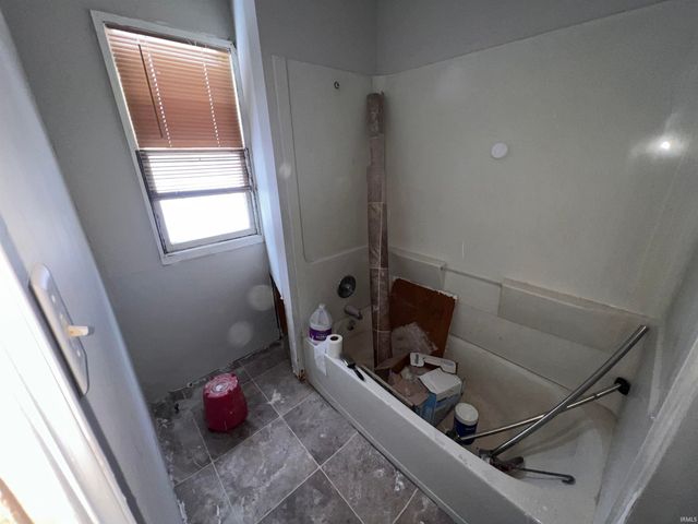 1801 Robinson Street, South Bend, IN 46613