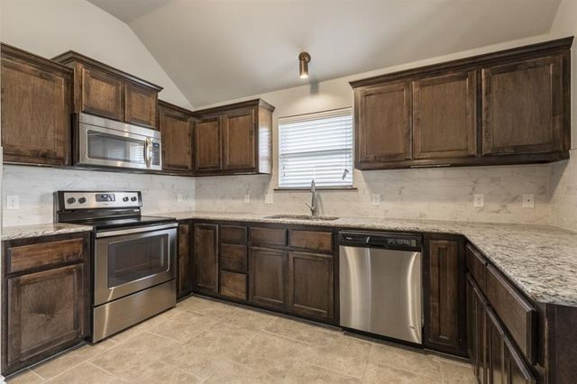 6705 NW 159th Street, Edmond, OK 73013