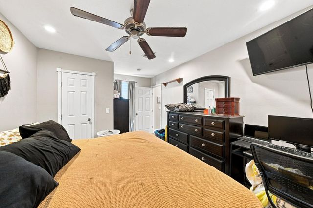 16714 E Forrestal, Montgomery, TX 77316