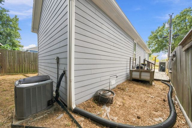 16714 E Forrestal, Montgomery, TX 77316