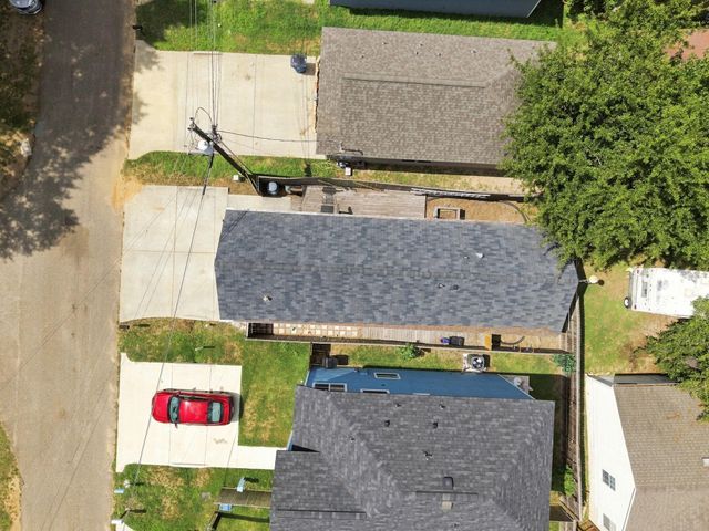 16714 E Forrestal, Montgomery, TX 77316