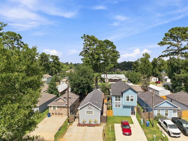 16714 E Forrestal, Montgomery, TX 77316