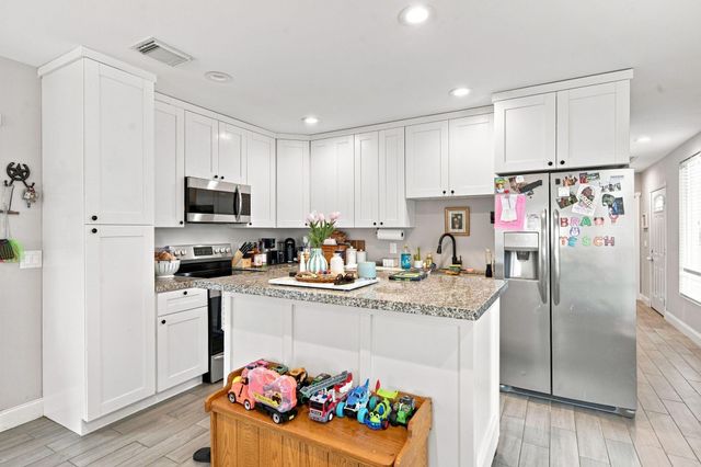 16714 E Forrestal, Montgomery, TX 77316