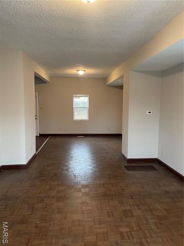 2321 Shirley Avenue, Jennings, MO 63136