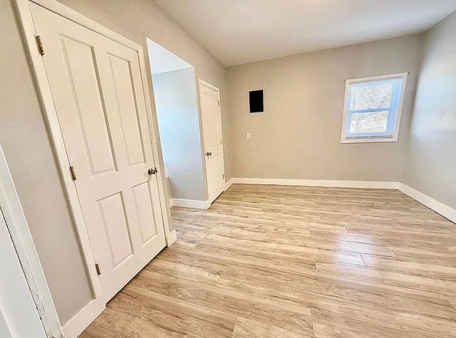 242 River Forest Road, Evansdale, IA 50707