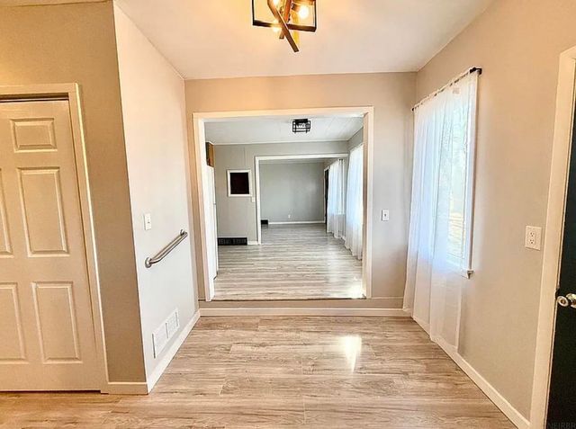 242 River Forest Road, Evansdale, IA 50707