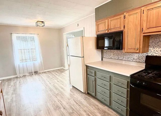 242 River Forest Road, Evansdale, IA 50707