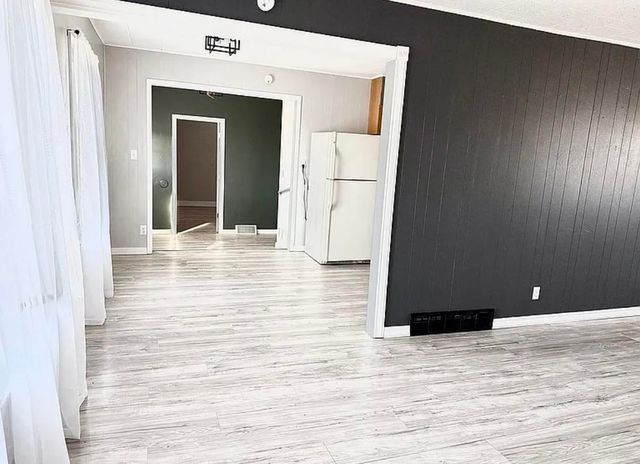 242 River Forest Road, Evansdale, IA 50707