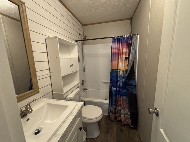 2712 Jr Dr, Knoxville, TN 37921