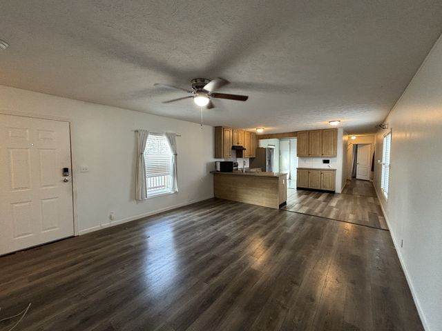 2712 Jr Dr, Knoxville, TN 37921