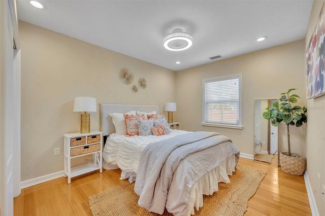 2433 DUQUESNE AVENUE, Apopka, FL 32712