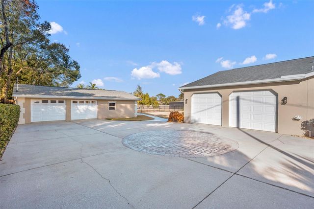 2433 DUQUESNE AVENUE, Apopka, FL 32712