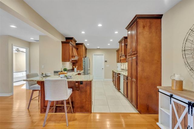 2433 DUQUESNE AVENUE, Apopka, FL 32712