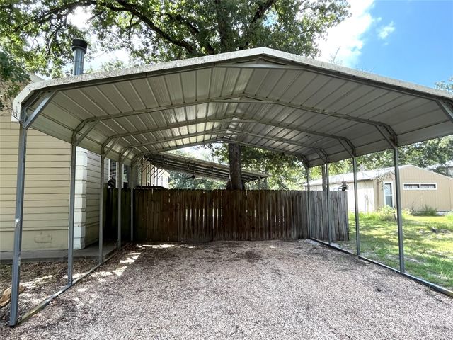 19989 Post Oak Loop, Thornton, TX 76687
