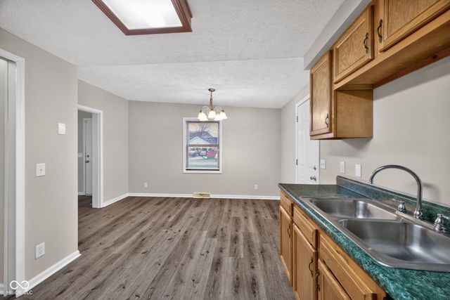 9254 E 39th Place, Indianapolis, IN 46235