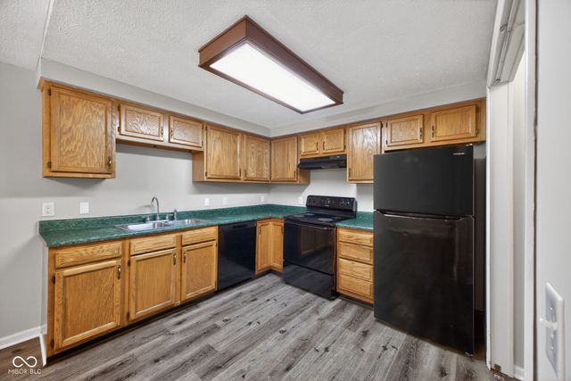 9254 E 39th Place, Indianapolis, IN 46235